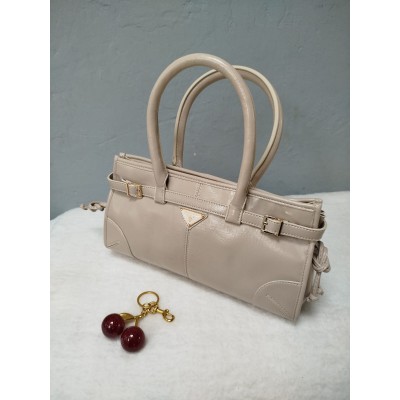 Prada Kemerli Model El ve Omuz Çantası / Krem